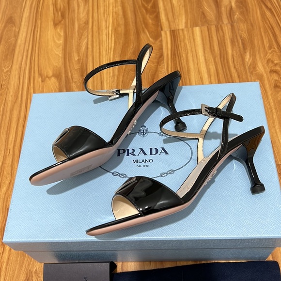 Prada Appliquéd Patent Leather Sandals NIB - Picture 9 of 16